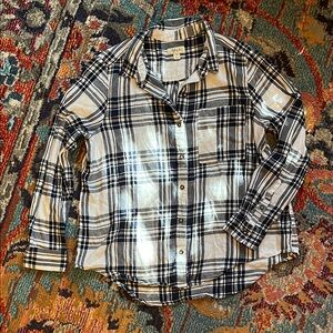 Style & Co. Petite XL Plaid Button Down Shirt in Black and White. EUC!